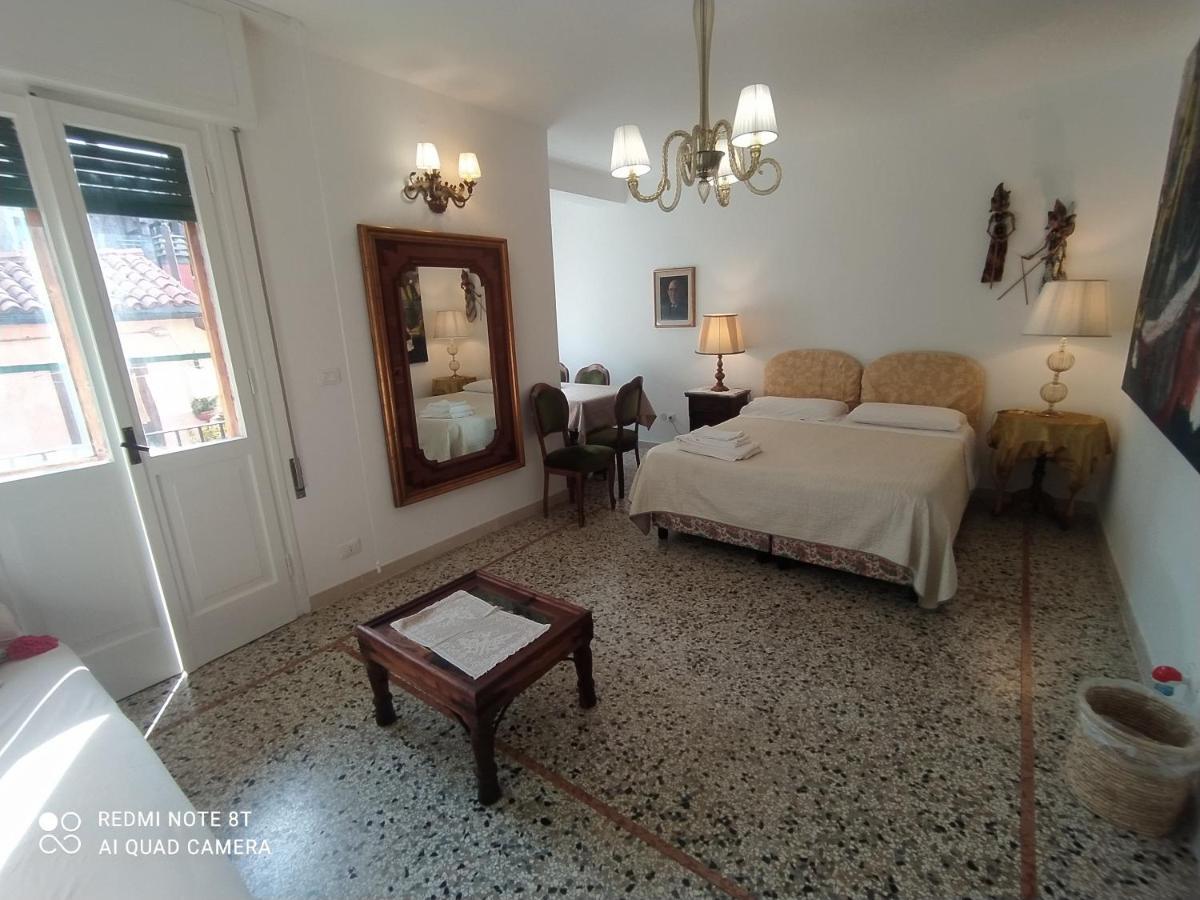 Casa Gialla Venetië Buitenkant foto