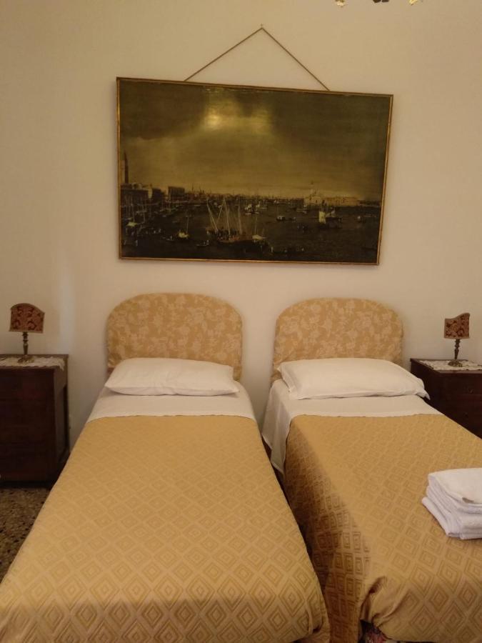 Casa Gialla Venetië Buitenkant foto